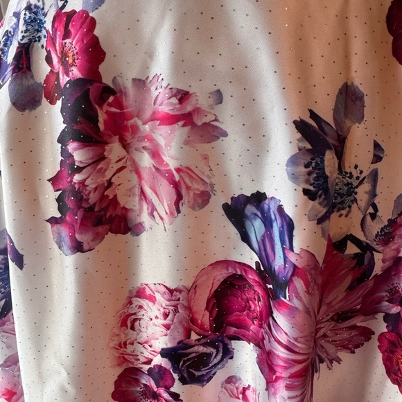 Stunning City Studio Multicolor Floral Gown size 7 P Femme NWT - Picture 9 of 15